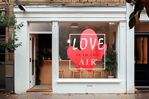 Αυτοκόλλητο βιτρίνας Βαλεντίνου Love Is in the Air | Blueprint.gr